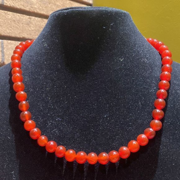 8MM Cherry Carnelian Bead Stretchy Cord Necklace/Bracelet/Anklet - Picture 1 of 1